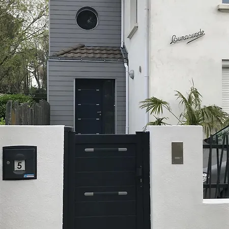 Hébergement de vacances Maison Bord De 8 Pers Loumasuzde