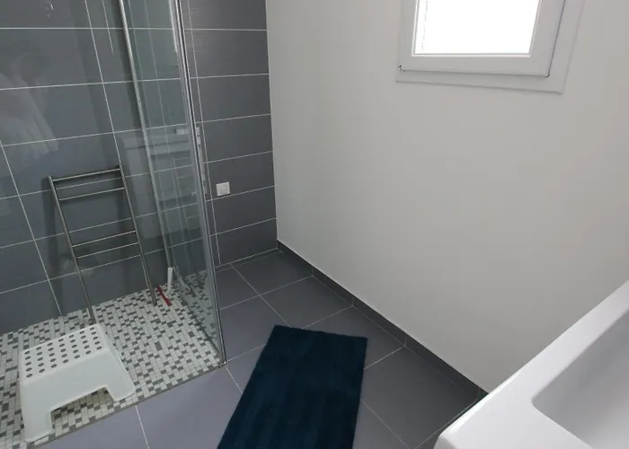 Casa de Férias Maison Bord De 8 Pers Loumasuzde *